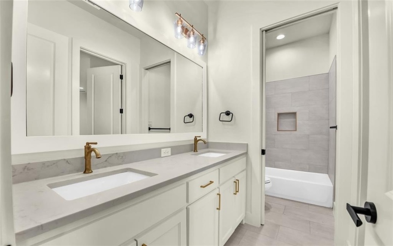 5017 Frost Creek, Aledo, TX 76008, 4 Habitaciones Habitaciones , ,3 BañosBaños,Residential,En Venta,5017 Frost Creek,0,21144357