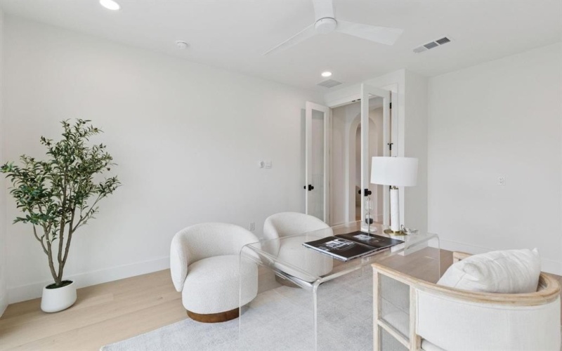 2026 Euclid Avenue, Dallas, TX 75206, 5 Habitaciones Habitaciones , ,7 BañosBaños,Residential,En Venta,2026 Euclid Avenue,0,21144369