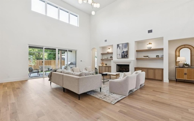 3516 Royal Lane, Dallas, TX 75229, 5 Bedrooms Bedrooms, ,7 BathroomsBathrooms,Residential,For Sale,3516 Royal Lane,0,21144406