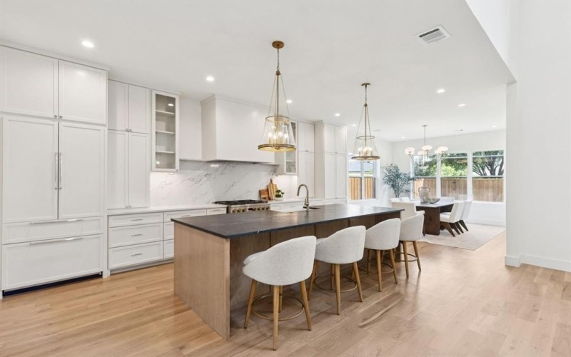 3516 Royal Lane, Dallas, TX 75229, 5 Bedrooms Bedrooms, ,7 BathroomsBathrooms,Residential,For Sale,3516 Royal Lane,0,21144406