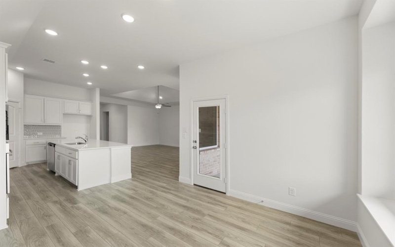 14551 Elion Court, Pilot Point, TX 75009, 4 Habitaciones Habitaciones , ,3 BañosBaños,Residential,En Venta,14551 Elion Court,0,21144450