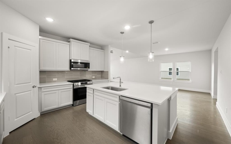 7325 Autumn Hill Drive, Denton, TX 76249, 5 Habitaciones Habitaciones , ,3 BañosBaños,Residential,En Venta,7325 Autumn Hill Drive,0,21144554