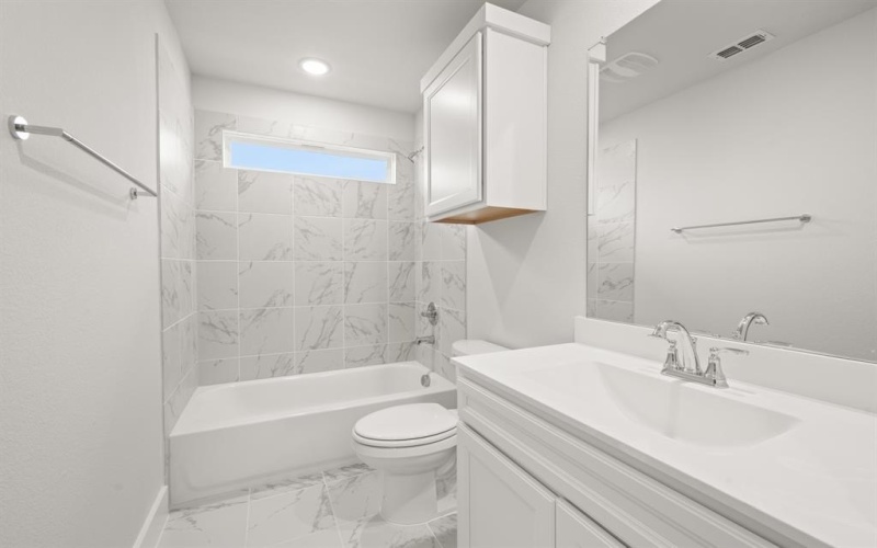 7325 Autumn Hill Drive, Denton, TX 76249, 5 Habitaciones Habitaciones , ,3 BañosBaños,Residential,En Venta,7325 Autumn Hill Drive,0,21144554