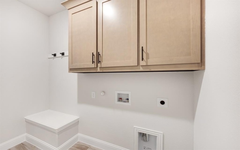 2411 Cornwall Lane, Forney, TX 75126, 4 Bedrooms Bedrooms, ,5 BathroomsBathrooms,Residential,For Sale,2411 Cornwall Lane,0,21144567