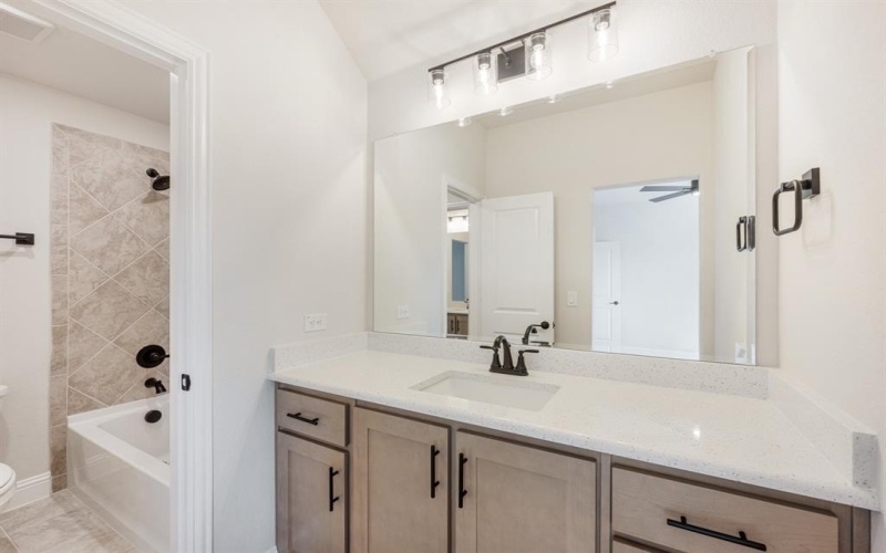 2411 Cornwall Lane, Forney, TX 75126, 4 Bedrooms Bedrooms, ,5 BathroomsBathrooms,Residential,For Sale,2411 Cornwall Lane,0,21144567