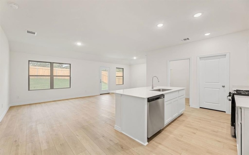 3883 Rose Hill Court, Denison, TX 75020, 3 Habitaciones Habitaciones , ,2 BañosBaños,Residential,En Venta,3883 Rose Hill Court,0,21144637