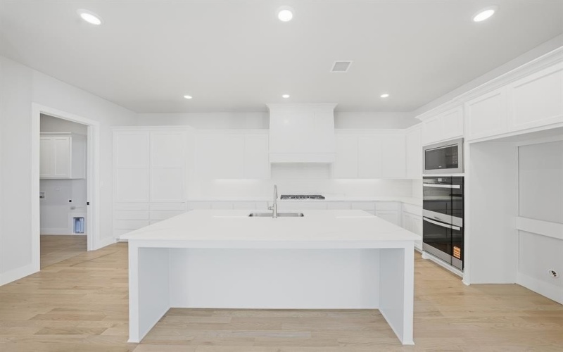 940 Shady Oaks Drive, Rockwall, TX 75087, 5 Bedrooms Bedrooms, ,6 BathroomsBathrooms,Residential,For Sale,940 Shady Oaks Drive,0,21144646