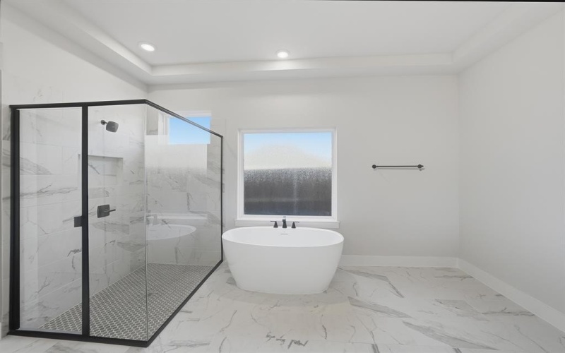 940 Shady Oaks Drive, Rockwall, TX 75087, 5 Bedrooms Bedrooms, ,6 BathroomsBathrooms,Residential,For Sale,940 Shady Oaks Drive,0,21144646