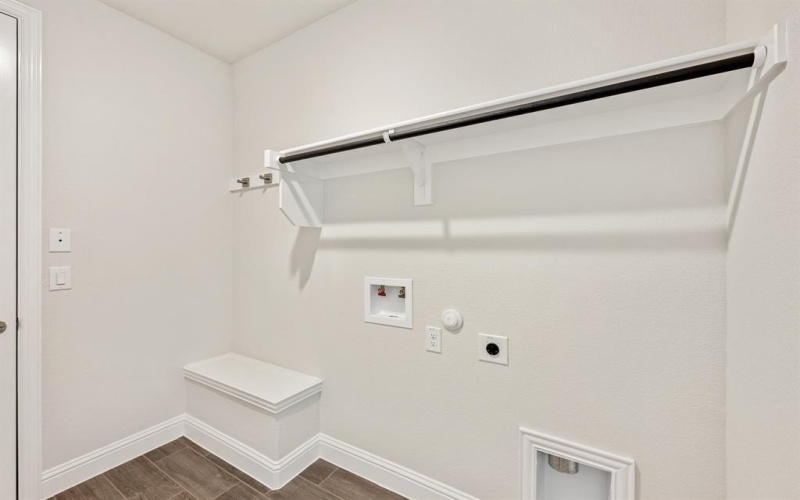 219 Memory Lane, Waxahachie, TX 75165, 5 Bedrooms Bedrooms, ,5 BathroomsBathrooms,Residential,For Sale,219 Memory Lane,0,21144798