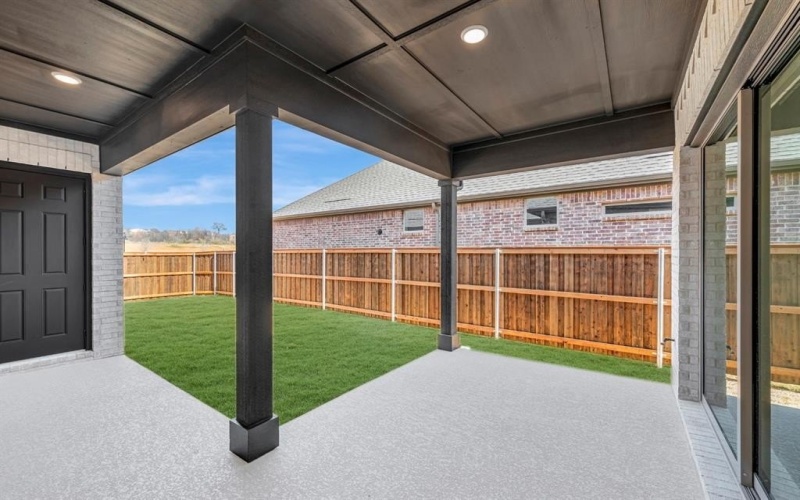 2083 Pine Grove Lane, Arlington, TX 76005, 2 Bedrooms Bedrooms, ,2 BathroomsBathrooms,Residential,For Sale,2083 Pine Grove Lane,0,21144825