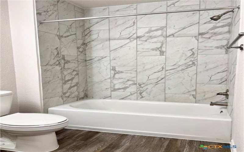 222 Dolphin Drive, Temple, TX 76501, 6 Bedrooms Bedrooms, ,7 BathroomsBathrooms,Residential Multi Family,For Sale,222 Dolphin Drive,0,600727