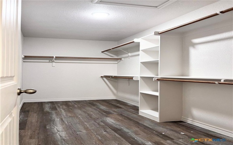 222 Dolphin Drive, Temple, TX 76501, 6 Bedrooms Bedrooms, ,7 BathroomsBathrooms,Residential Multi Family,For Sale,222 Dolphin Drive,0,600727