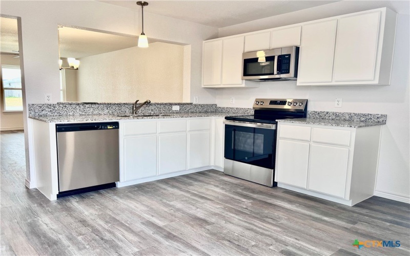 222 Dolphin Drive, Temple, TX 76501, 6 Bedrooms Bedrooms, ,7 BathroomsBathrooms,Residential Multi Family,For Sale,222 Dolphin Drive,0,600727