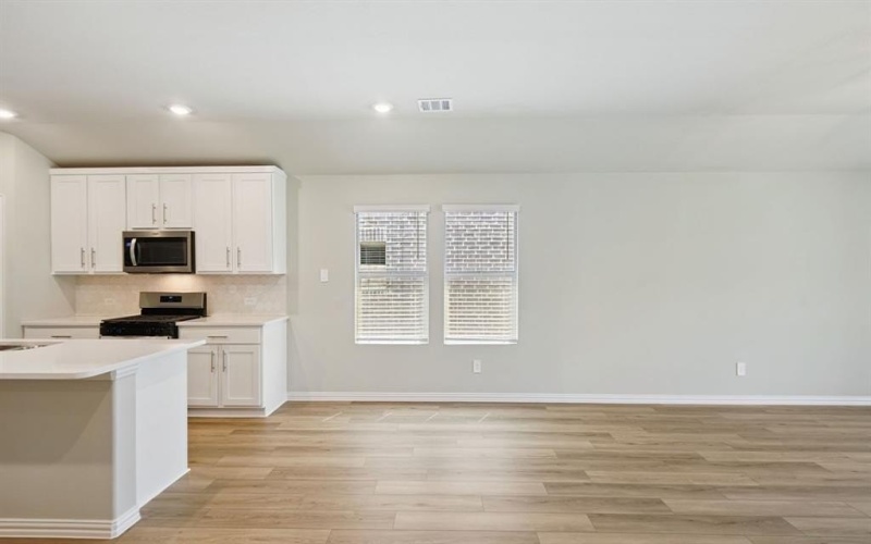 2218 Rannoch Street, Sherman, TX 75092, 3 Bedrooms Bedrooms, ,2 BathroomsBathrooms,Residential,For Sale,2218 Rannoch Street,0,21141538