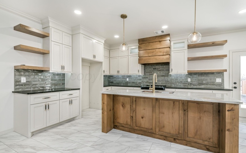 1312 N CLEVELAND Street, Amarillo, TX 79107-6721, 3 Habitaciones Habitaciones , ,2 BañosBaños,Residential,En Venta,1312 N CLEVELAND Street,0,26-177