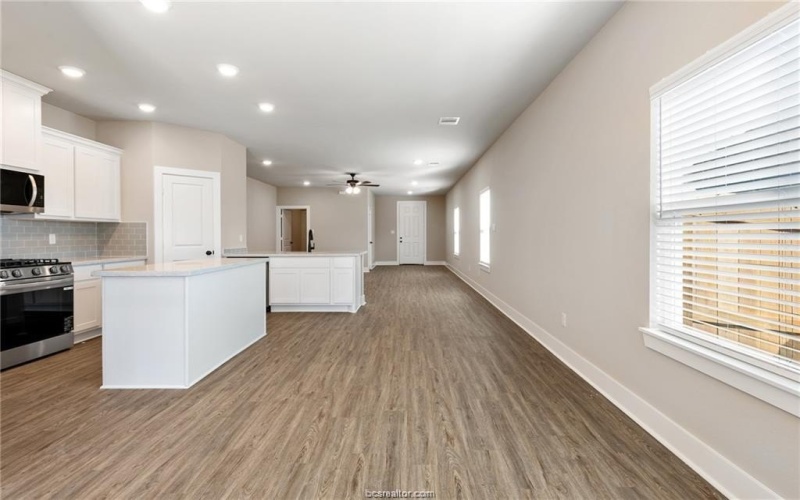 915 Fork, College Station, TX 77845, 3 Habitaciones Habitaciones , ,2 BañosBaños,Residential,En Venta,915 Fork,0,25013340