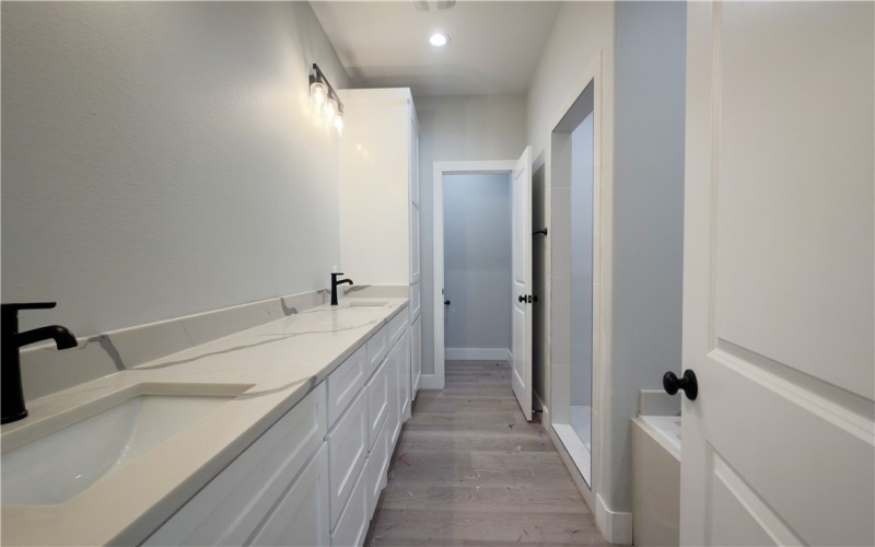 8121 Berenstain Drive, Corpus Christi, TX 78414, 3 Bedrooms Bedrooms, ,2 BathroomsBathrooms,Residential,For Sale,8121 Berenstain Drive,0,469540