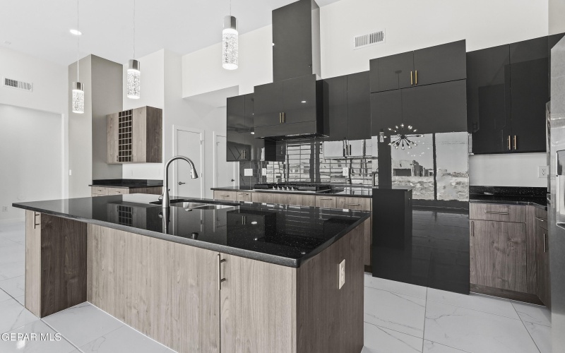 15396 IMAGINE Drive, El Paso, TX 79938, 4 Habitaciones Habitaciones , ,1 BañoBaños,Residential,En Venta,15396 IMAGINE Drive,0,926594