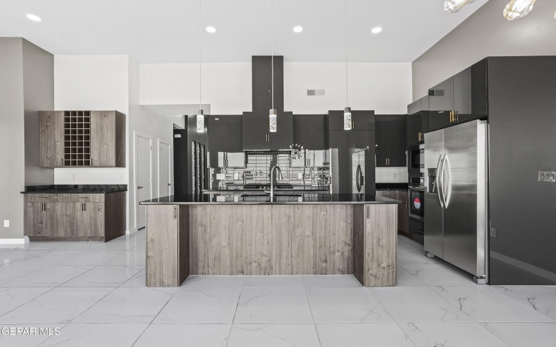 15396 IMAGINE Drive, El Paso, TX 79938, 4 Habitaciones Habitaciones , ,1 BañoBaños,Residential,En Venta,15396 IMAGINE Drive,0,926594