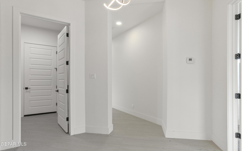 5833 MARA Place, El Paso, TX 79932, 4 Habitaciones Habitaciones , ,3 BañosBaños,Residential,En Venta,5833 MARA Place,0,935941