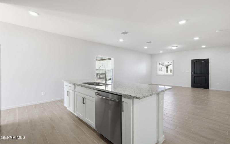 1237 Irish Summer Place, El Paso, TX 79928, 3 Bedrooms Bedrooms, ,1 BathroomBathrooms,Residential,For Sale,1237 Irish Summer Place,0,935954