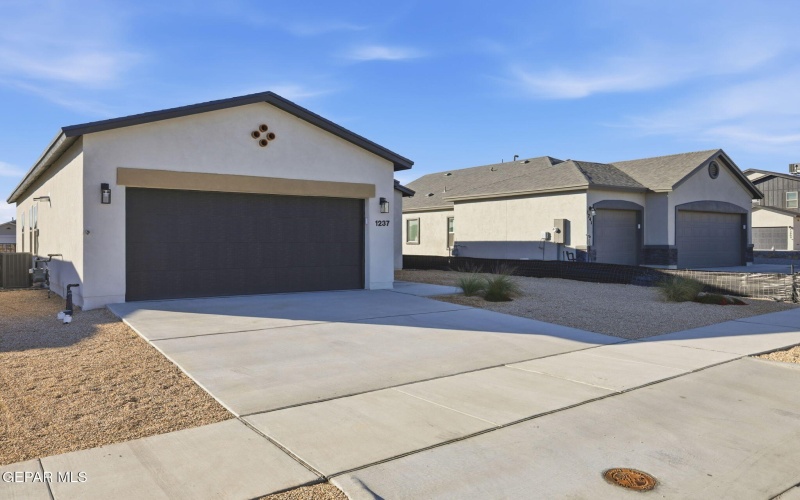 1237 Irish Summer Place, El Paso, TX 79928, 3 Bedrooms Bedrooms, ,1 BathroomBathrooms,Residential,For Sale,1237 Irish Summer Place,0,935954