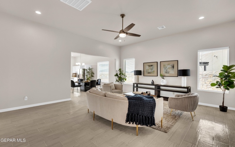 12633 Middlesbrough Avenue, El Paso, TX 79928, 3 Bedrooms Bedrooms, ,2 BathroomsBathrooms,Residential,For Sale,12633 Middlesbrough Avenue,0,935971