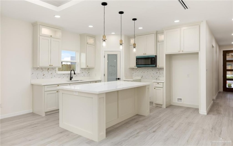 5204 Shalom Drive, Edinburg, TX 78539, 3 Habitaciones Habitaciones , ,2 BañosBaños,Residential,En Venta,5204 Shalom Drive,0,491363