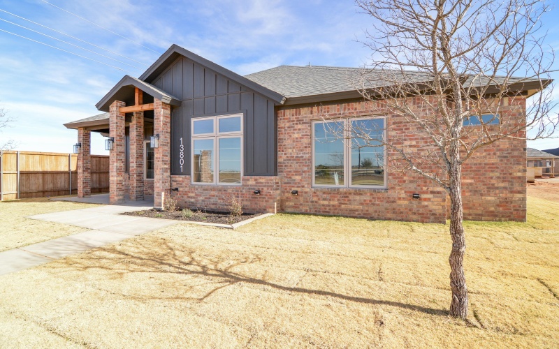 13801 Uxbridge Avenue, Lubbock, TX 79424, 4 Habitaciones Habitaciones , ,3 BañosBaños,Residential,En Venta,13801 Uxbridge Avenue,0,202600032