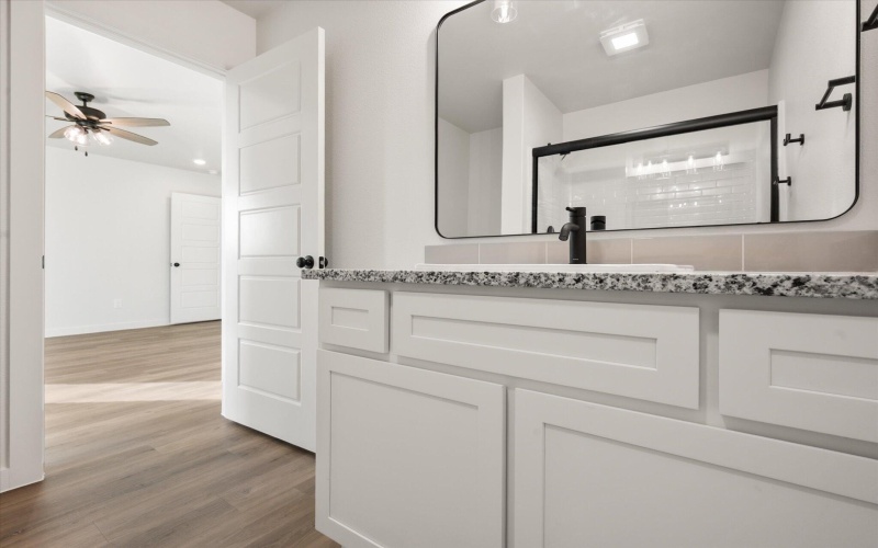 7023 14th Street, Lubbock, TX 79416, 3 Habitaciones Habitaciones , ,2 BañosBaños,Residential,En Venta,7023 14th Street,0,202600046