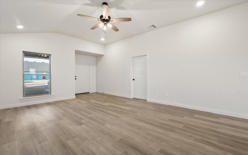 7023 14th Street, Lubbock, TX 79416, 3 Habitaciones Habitaciones , ,2 BañosBaños,Residential,En Venta,7023 14th Street,0,202600046