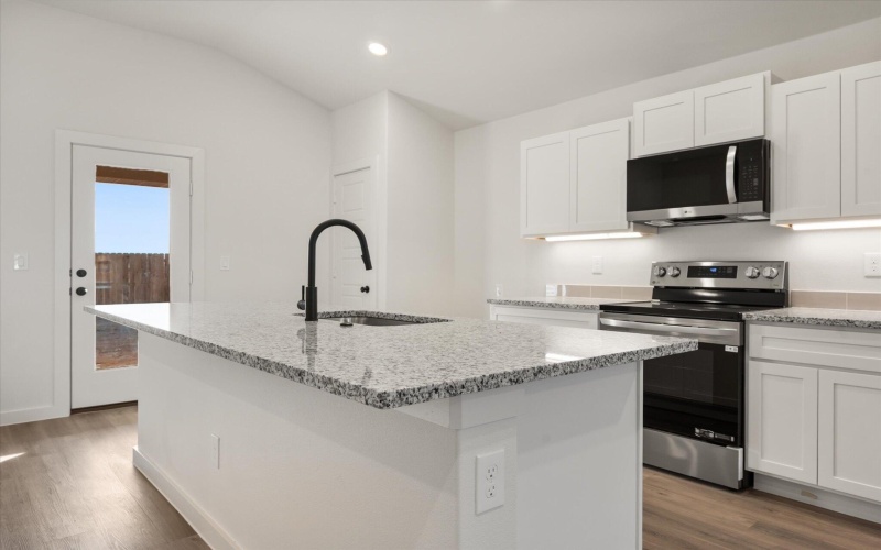 7023 14th Street, Lubbock, TX 79416, 3 Habitaciones Habitaciones , ,2 BañosBaños,Residential,En Venta,7023 14th Street,0,202600046