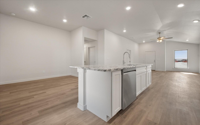 3110 138th Place, Lubbock, TX 79423, 3 Habitaciones Habitaciones , ,2 BañosBaños,Residential,En Venta,3110 138th Place,0,202600089