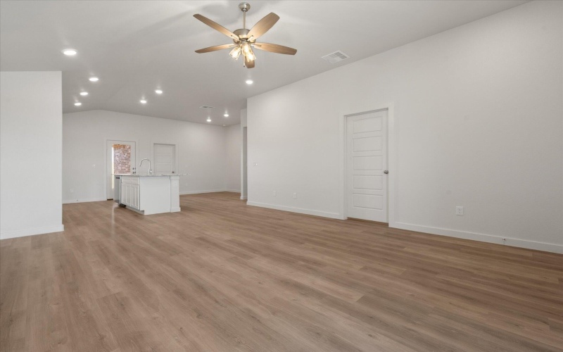 3110 138th Place, Lubbock, TX 79423, 3 Habitaciones Habitaciones , ,2 BañosBaños,Residential,En Venta,3110 138th Place,0,202600089