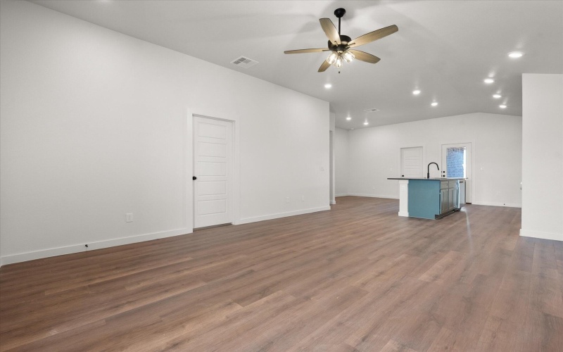 3112 138th Place, Lubbock, TX 79423, 3 Habitaciones Habitaciones , ,2 BañosBaños,Residential,En Venta,3112 138th Place,0,202600092