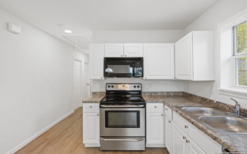 1502 Menchaca, San Antonio, TX 78207, 3 Bedrooms Bedrooms, ,2 BathroomsBathrooms,Residential,For Sale,1502 Menchaca,0,1898741