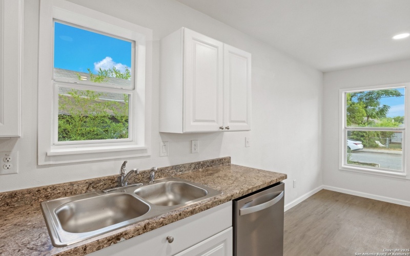 1502 Menchaca, San Antonio, TX 78207, 3 Bedrooms Bedrooms, ,2 BathroomsBathrooms,Residential,For Sale,1502 Menchaca,0,1898741