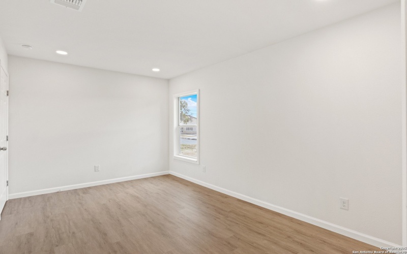 1502 Menchaca, San Antonio, TX 78207, 3 Bedrooms Bedrooms, ,2 BathroomsBathrooms,Residential,For Sale,1502 Menchaca,0,1898741