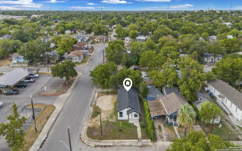 1502 Menchaca, San Antonio, TX 78207, 3 Bedrooms Bedrooms, ,2 BathroomsBathrooms,Residential,For Sale,1502 Menchaca,0,1898741