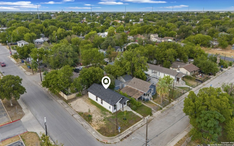 1502 Menchaca, San Antonio, TX 78207, 3 Bedrooms Bedrooms, ,2 BathroomsBathrooms,Residential,For Sale,1502 Menchaca,0,1898741