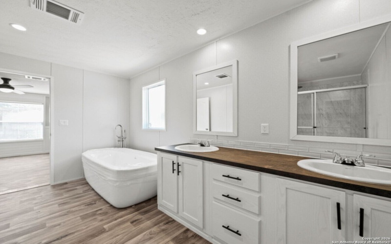 1144 Turkey Canyon, Spring Branch, TX 78070, 3 Bedrooms Bedrooms, ,2 BathroomsBathrooms,Residential,For Sale,1144 Turkey Canyon,0,1931659