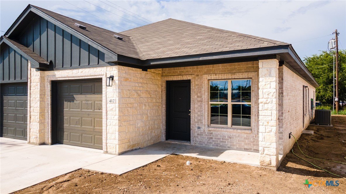 412 W Avenue C, Copperas Cove, TX 76522, 3 Habitaciones Habitaciones , ,2 BañosBaños,Residential,En Venta,412 W Avenue C,0,590138