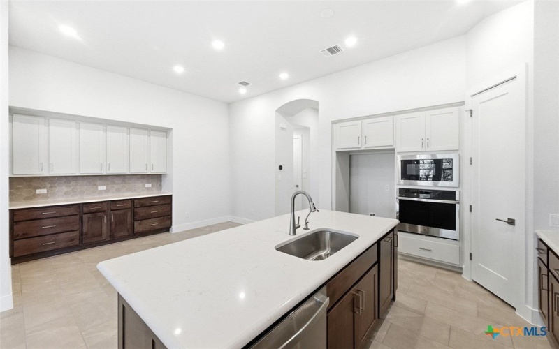 252 Basket Flower Loop, Kyle, TX 78640, 3 Bedrooms Bedrooms, ,2 BathroomsBathrooms,Residential,For Sale,252 Basket Flower Loop,0,600972