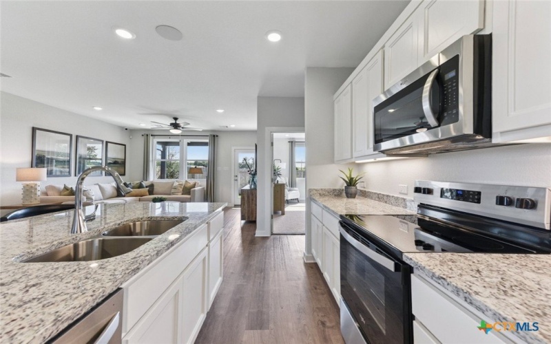 1217 Wild Leaf Way, San Marcos, TX 78666, 4 Bedrooms Bedrooms, ,2 BathroomsBathrooms,Residential,For Sale,1217 Wild Leaf Way,0,601091