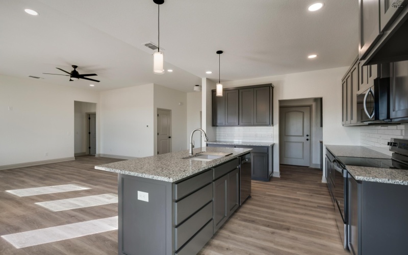 1426 AMHERST STREET, Burkburnett, TX 76354, 3 Habitaciones Habitaciones , ,2 BañosBaños,Residential,En Venta,1426 AMHERST STREET,0,181678