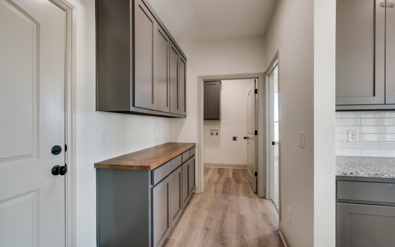 1426 AMHERST STREET, Burkburnett, TX 76354, 3 Habitaciones Habitaciones , ,2 BañosBaños,Residential,En Venta,1426 AMHERST STREET,0,181678