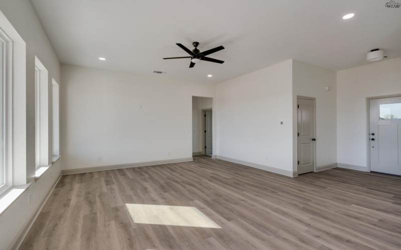 1426 AMHERST STREET, Burkburnett, TX 76354, 3 Habitaciones Habitaciones , ,2 BañosBaños,Residential,En Venta,1426 AMHERST STREET,0,181678