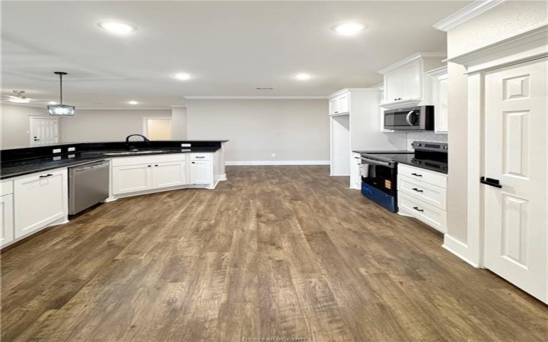 2100 Zebrina Court, Bryan, TX 77807, 4 Habitaciones Habitaciones , ,2 BañosBaños,Residential,En Venta,2100 Zebrina Court,0,26000165