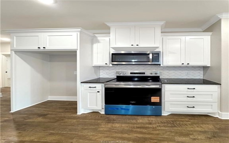 2100 Zebrina Court, Bryan, TX 77807, 4 Habitaciones Habitaciones , ,2 BañosBaños,Residential,En Venta,2100 Zebrina Court,0,26000165