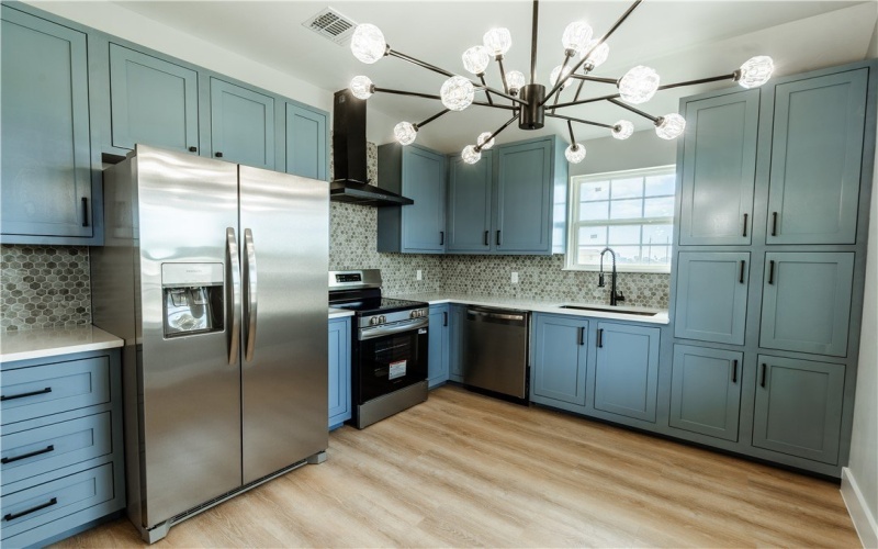 324 W Live Oak, Rockport, TX 78382, 3 Habitaciones Habitaciones , ,3 BañosBaños,Residential,En Venta,324 W Live Oak,0,469448